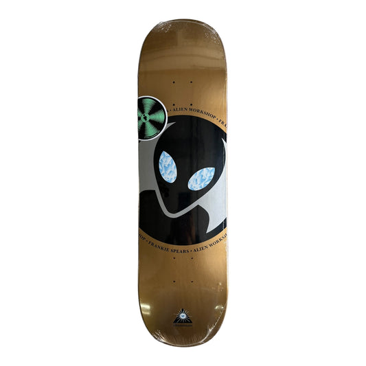 Alien with Diamond Shaped eyes on a gold deck