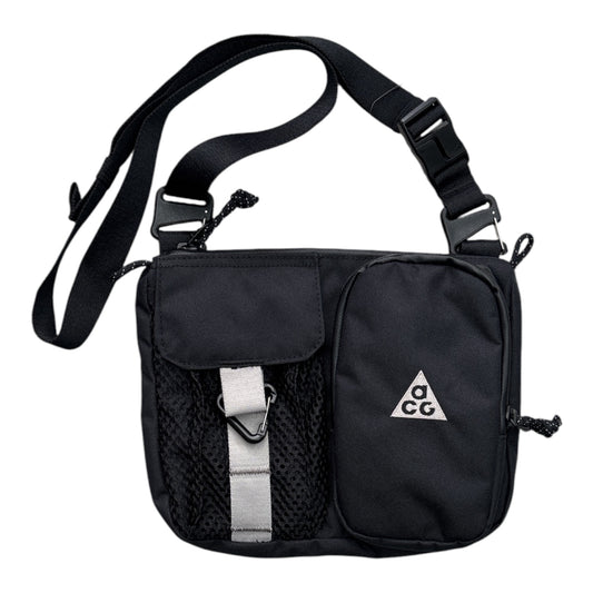 Nike ACG Daymax Cross Body Bag- Black