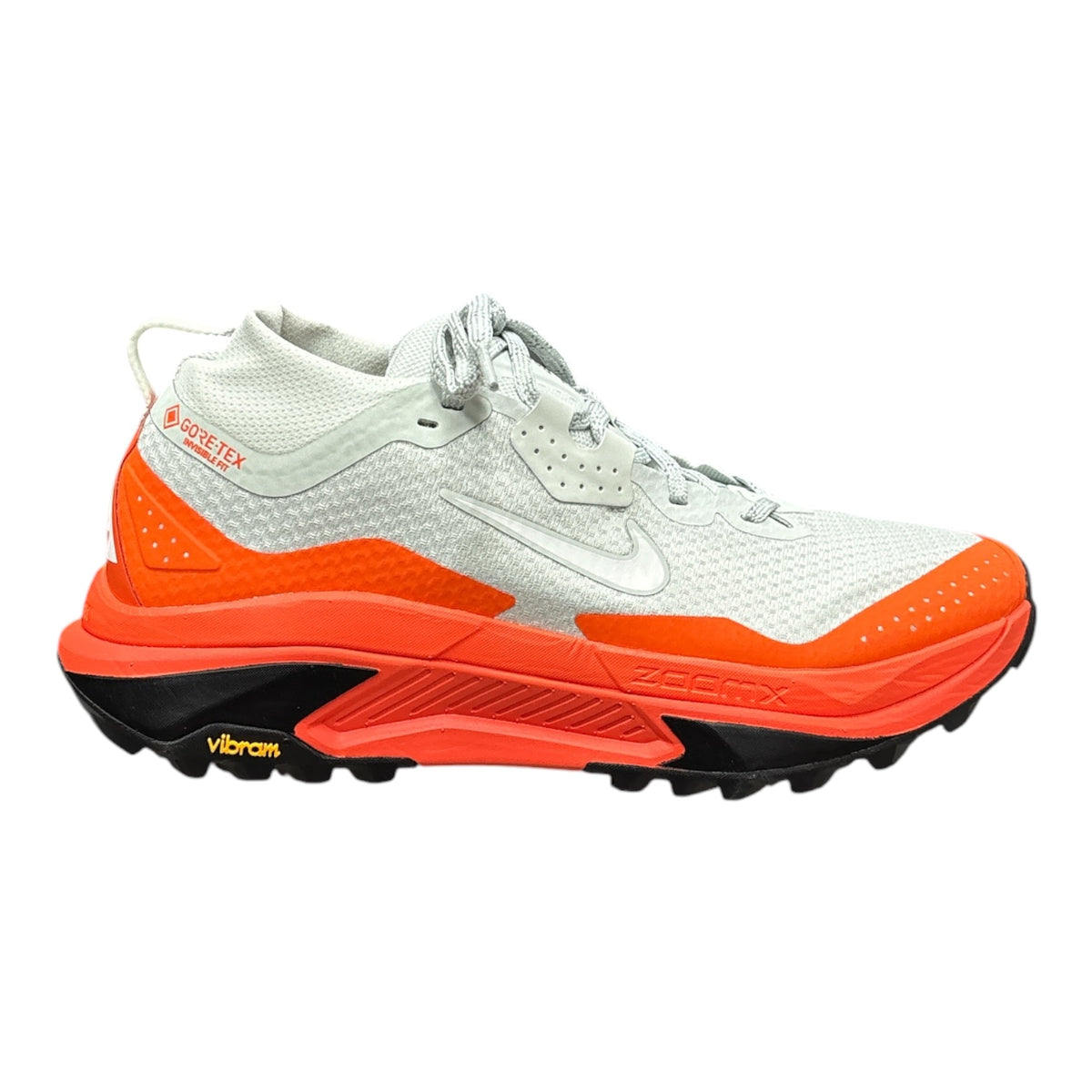 Nike ACG Zegama Trail GORE-TEX- Light Silver/Summit White/Safety Orange