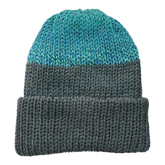 Chimney Short Stack Beanie- Nebula Green Heather/ Green Wave FRONT